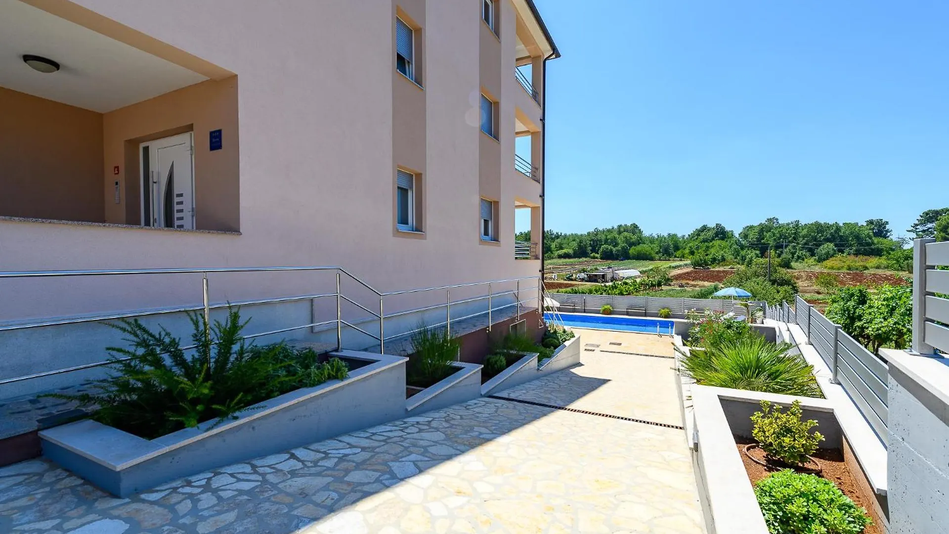 Stancija Amorozo 5 Ap 2 Porec